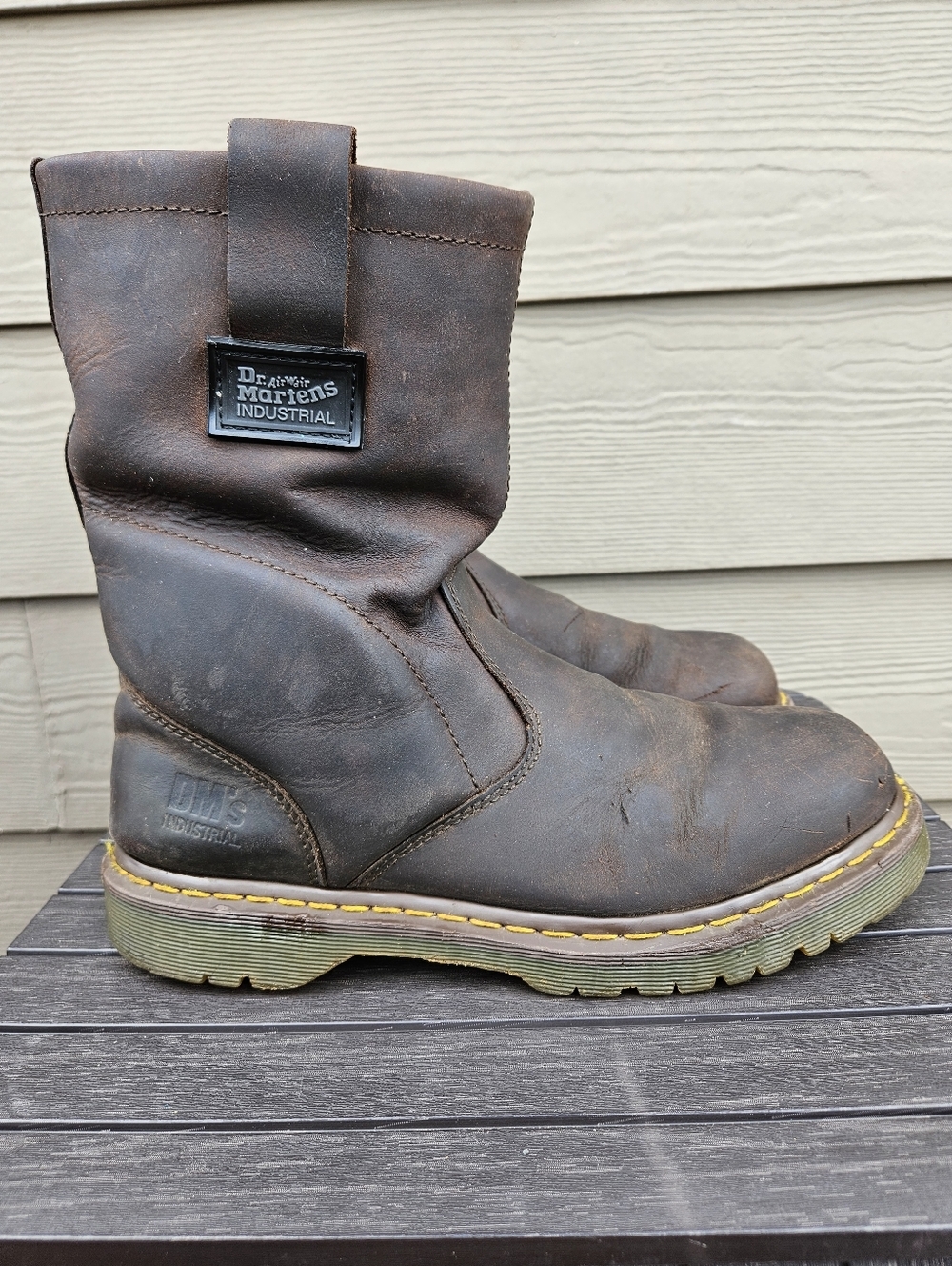 Dr Doc Martens Industrial Work Boots Volcano Brown Leather Pull On Mens Size 11